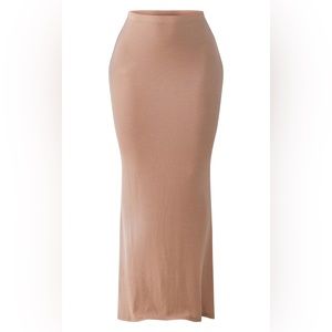 PLT Oatmeal Soft Rib Maxi Skirt